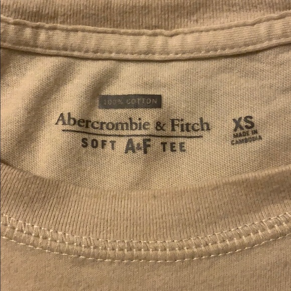 Abercrombie & Fitch Long Sleeve Tee - Picture 3 of 4